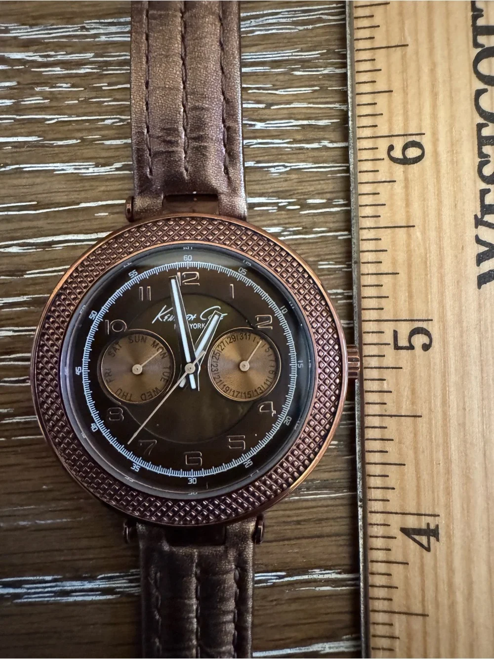 Kenneth Cole Women's Brown l/Bronze plated watch